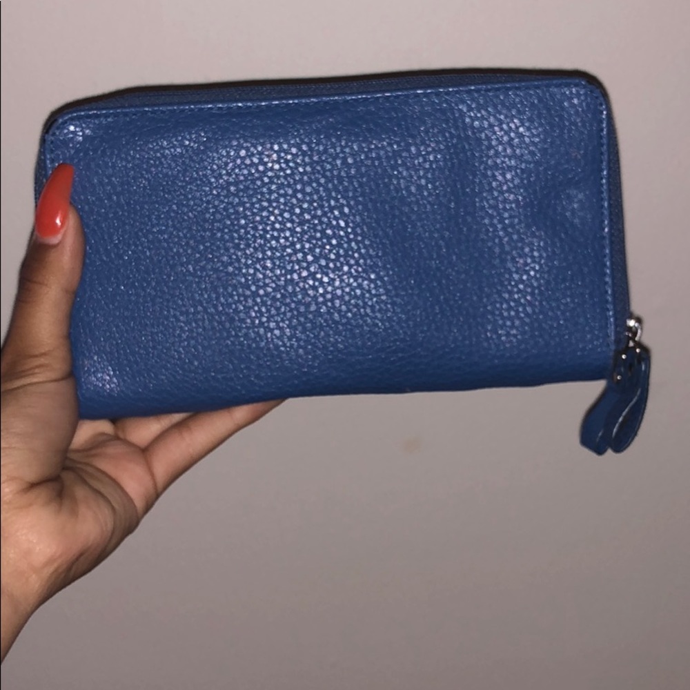 Jessica Simpson Wallet - Picture 2 of 2